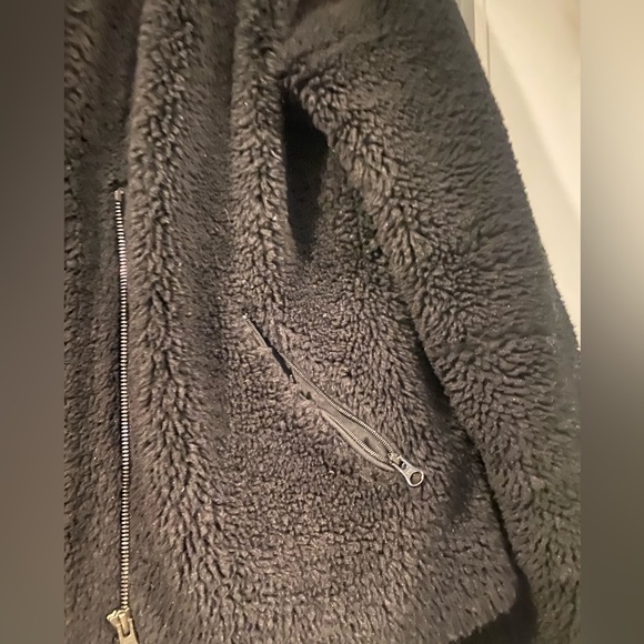 ALO Yoga Cozy Up Jacket - Black in XS - Picture 7 of 8